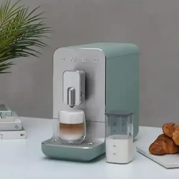 Smeg Espresso Automatic Coffee Machine - Emerald Green