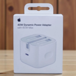 ⁦شاحن أبل (40 واط) – إصدار الـ Dynamic Power شاحن USB-C سريع، حجم مدمج، مع خاصية الـ Boost اللي بتوصل لـ 60 واط – لون أبيض⁩ - الصورة ⁦3⁩