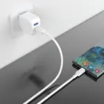 ⁦كابل Pawa السريع بمنفذ USB-C إلى USB-C، مصنوع من مادة PVC، موديل PW122 - اللون الأبيض⁩ - الصورة ⁦2⁩