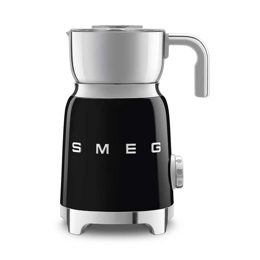 3246436547 جهاز إعداد رغوة الحليب من Smeg بتصميم مستوحى من الخمسينيات - أسود - الصورة 1