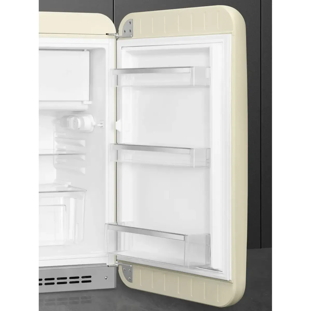 Smeg 50's Style Free Standing Refrigerator - Cream - Image 4