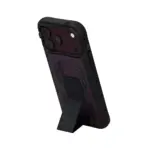 ⁦حافظة SkinArma Phantom تدعم MagSafe مع مسند ومقبض تثبيت لهاتف iPhone 18 Pro Max - عنابي⁩ - الصورة ⁦2⁩